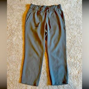 Lululemon on the fly side 4